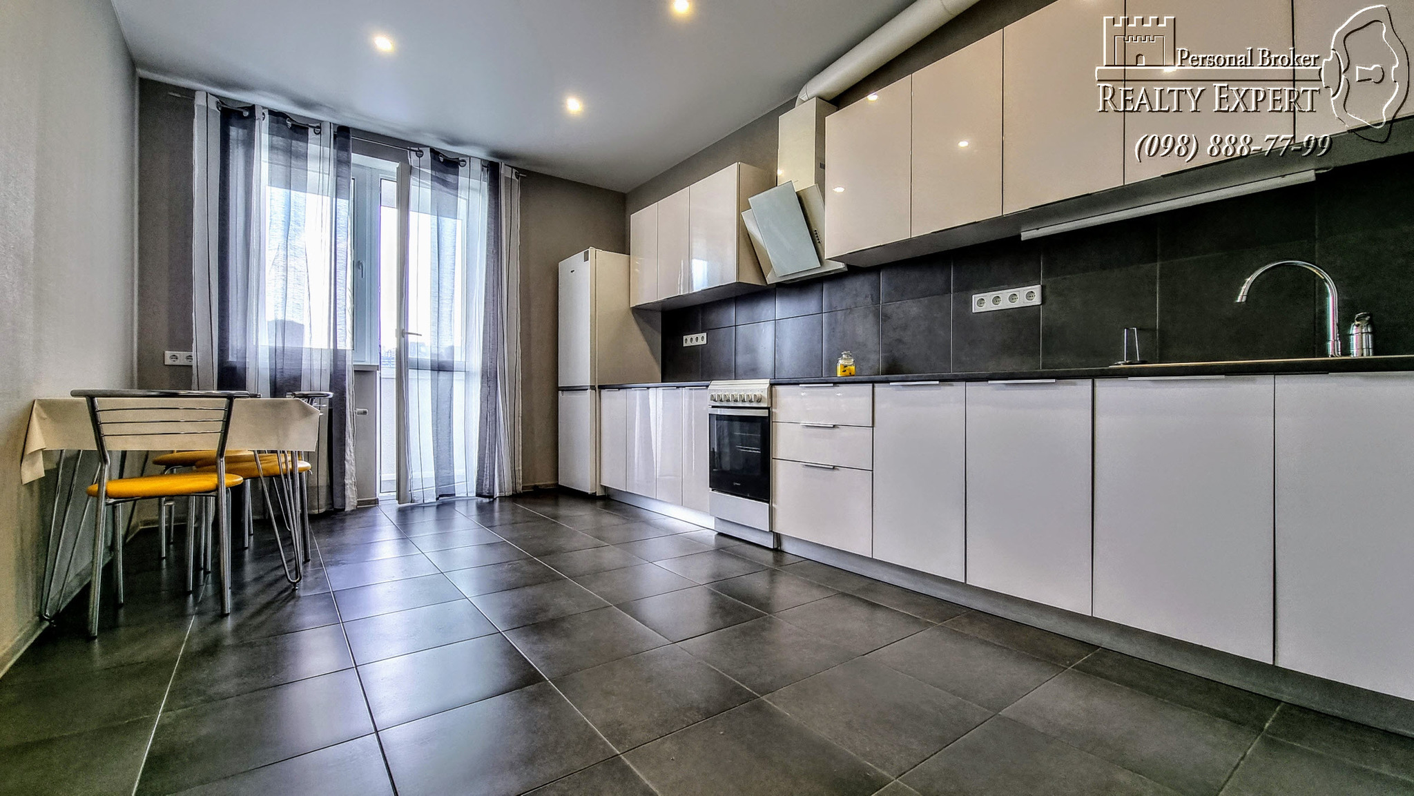 Аренда 2-комнатной квартиры 74 м², Ревуцкого ул., 40В