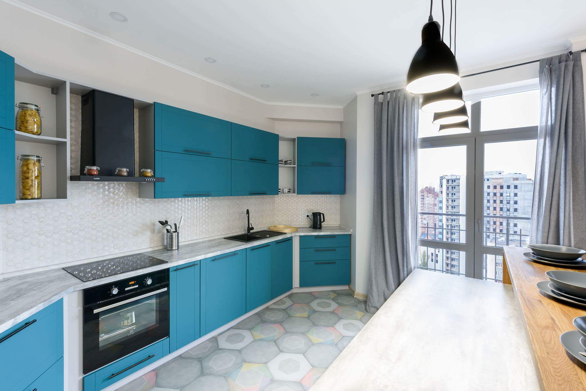 Аренда 4-комнатной квартиры 174 м², Тургеневская ул., 44