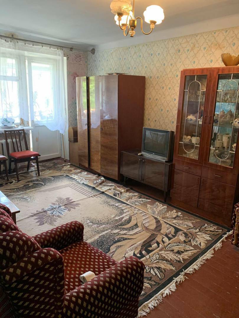 Продаж 1-кімнатної квартири 32 м², Добровольского просп.