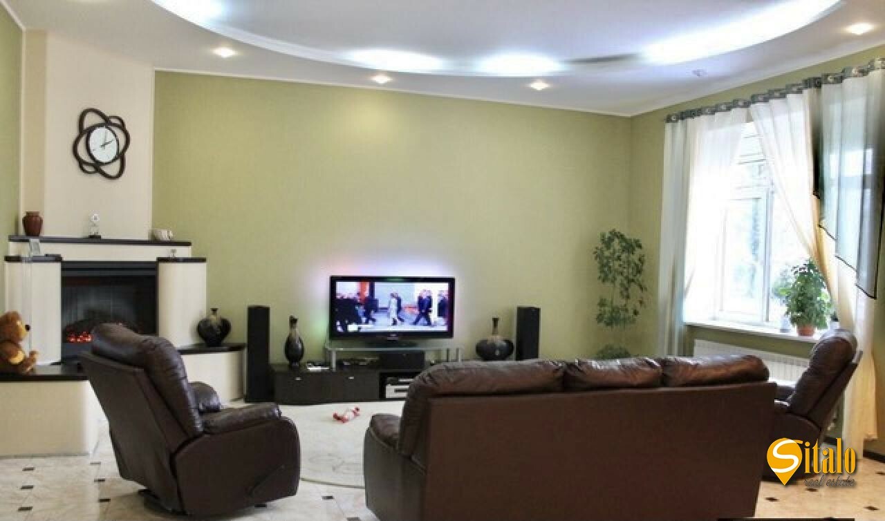 Продажа дома 750 м², 3-я Озерная ул.