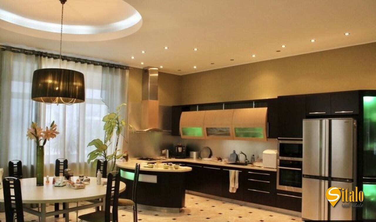 Продажа дома 750 м², 3-я Озерная ул.