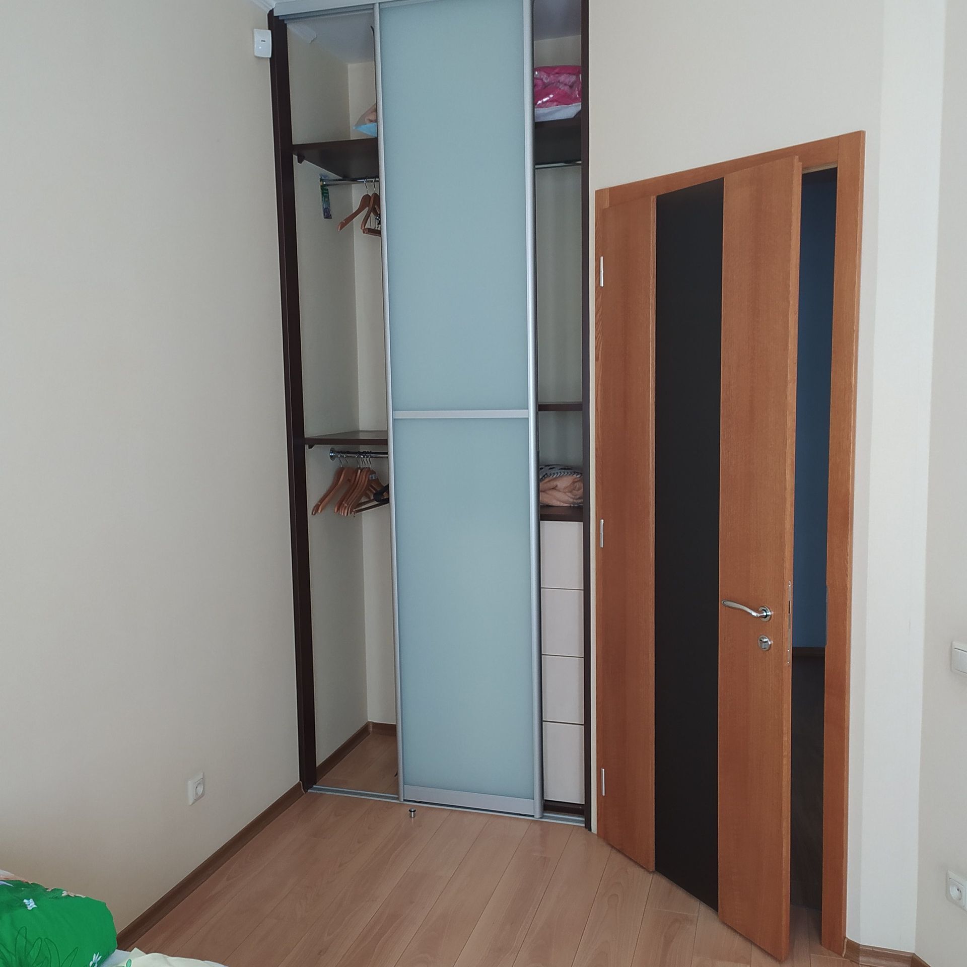 Оренда 3-кімнатної квартири 72 м², Мироносицька вул., 99
