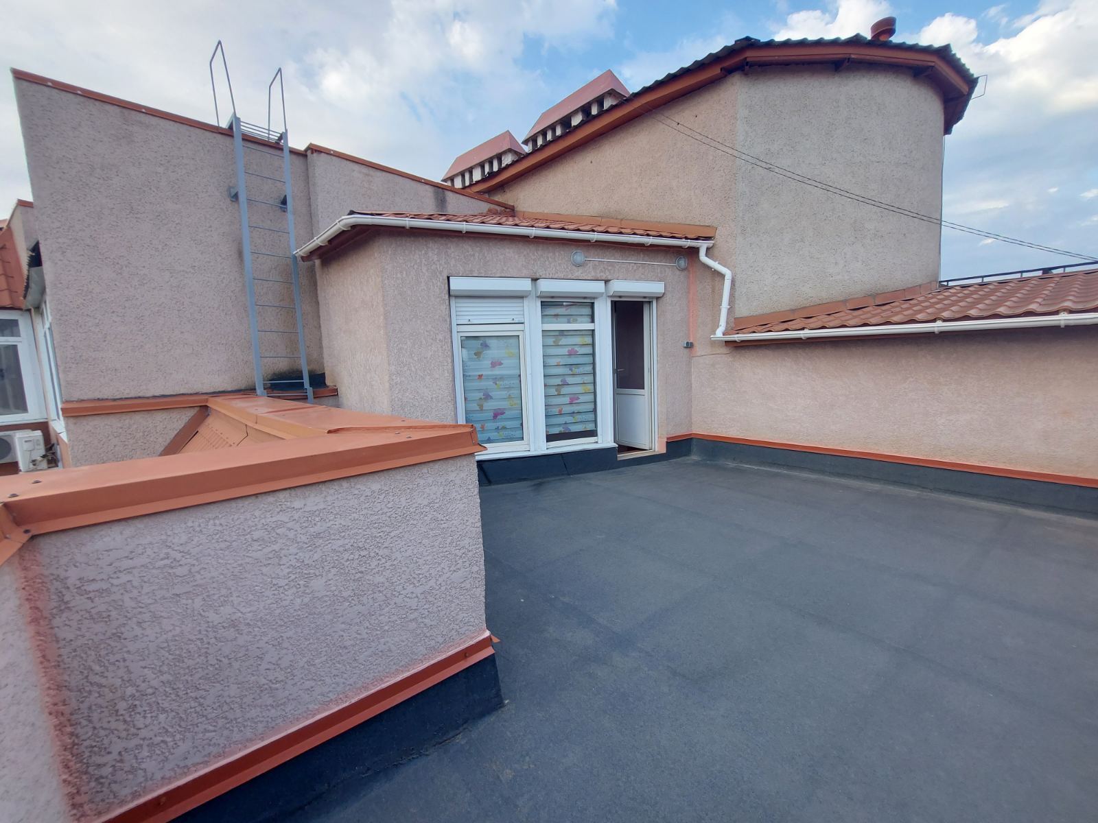 Аренда 2-уровневой квартиры 160 м², Левитана ул., 62
