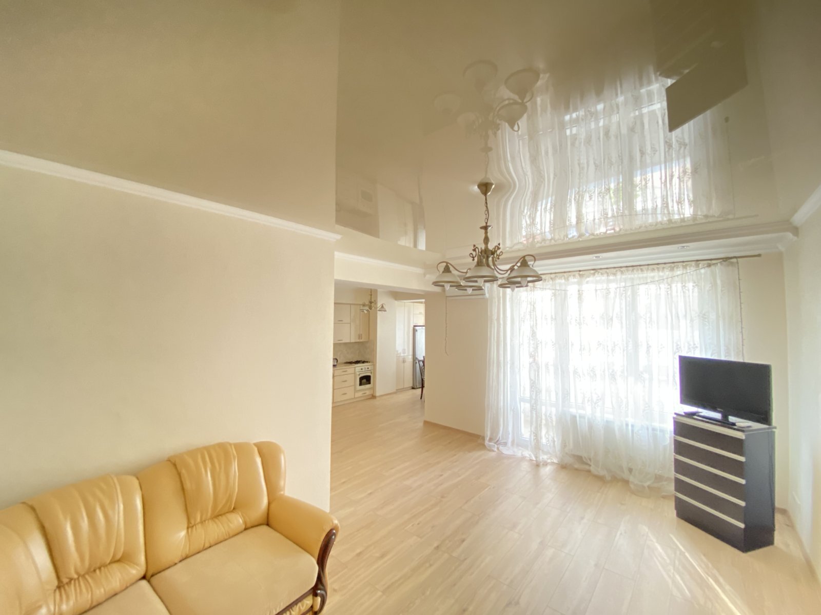 Продажа 1-комнатной квартиры 52 м², Софиевская ул.