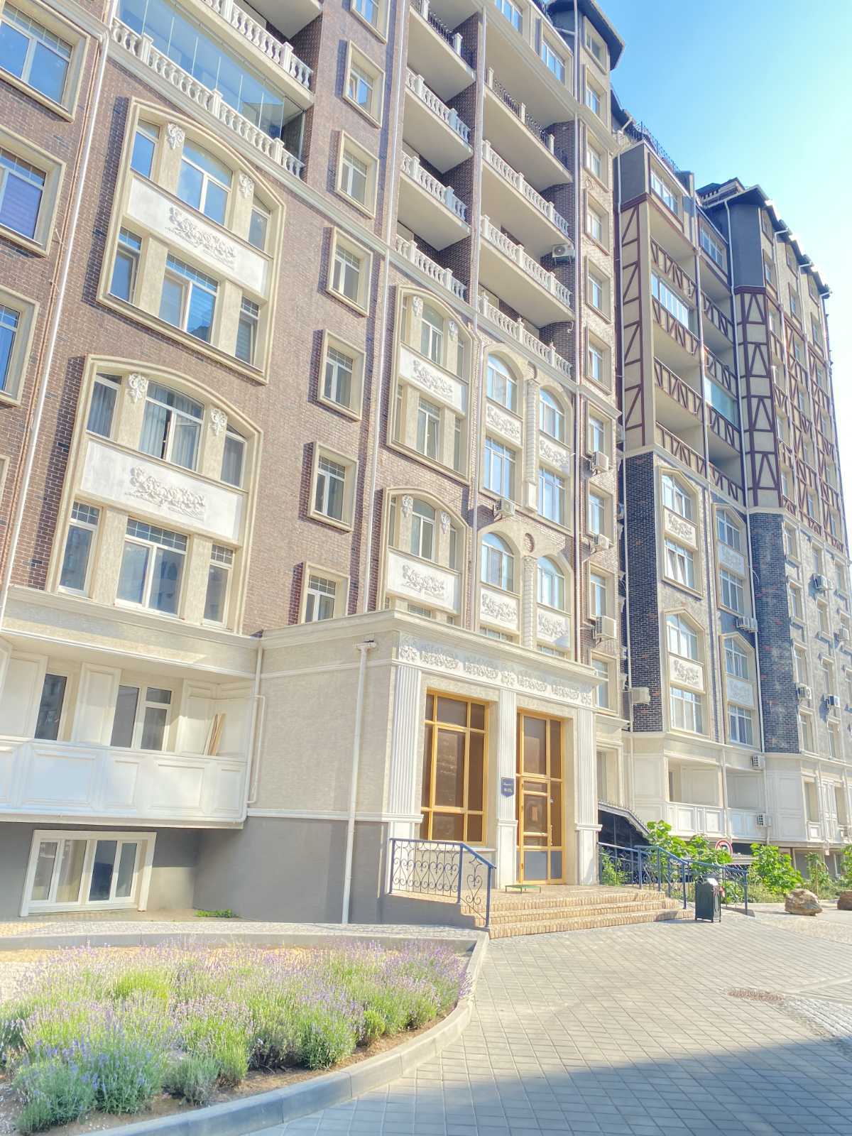 Продажа 1-комнатной квартиры 52 м², Софиевская ул.