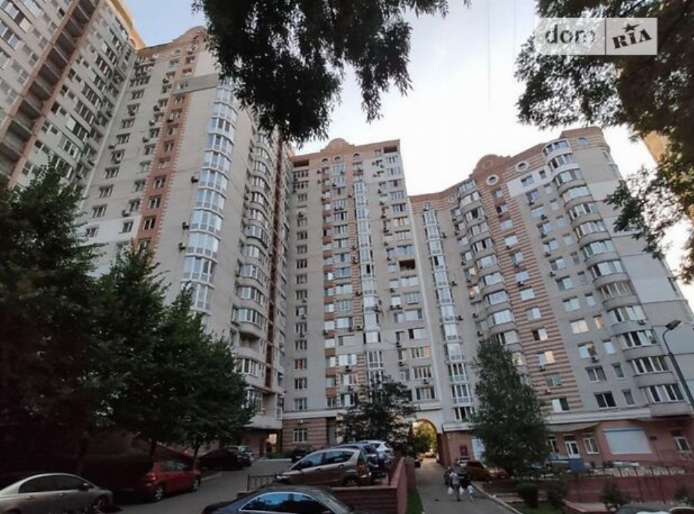 Продажа 2-комнатной квартиры 62 м², Степана Руданского ул.