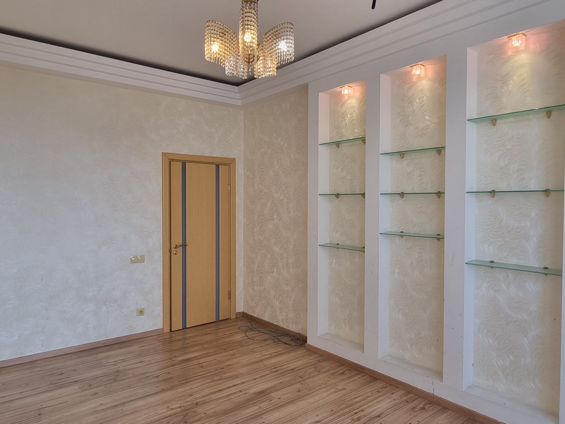 Оренда 4-кімнатної квартири 150 м², Героїв Сталінграда просп., 6 К8