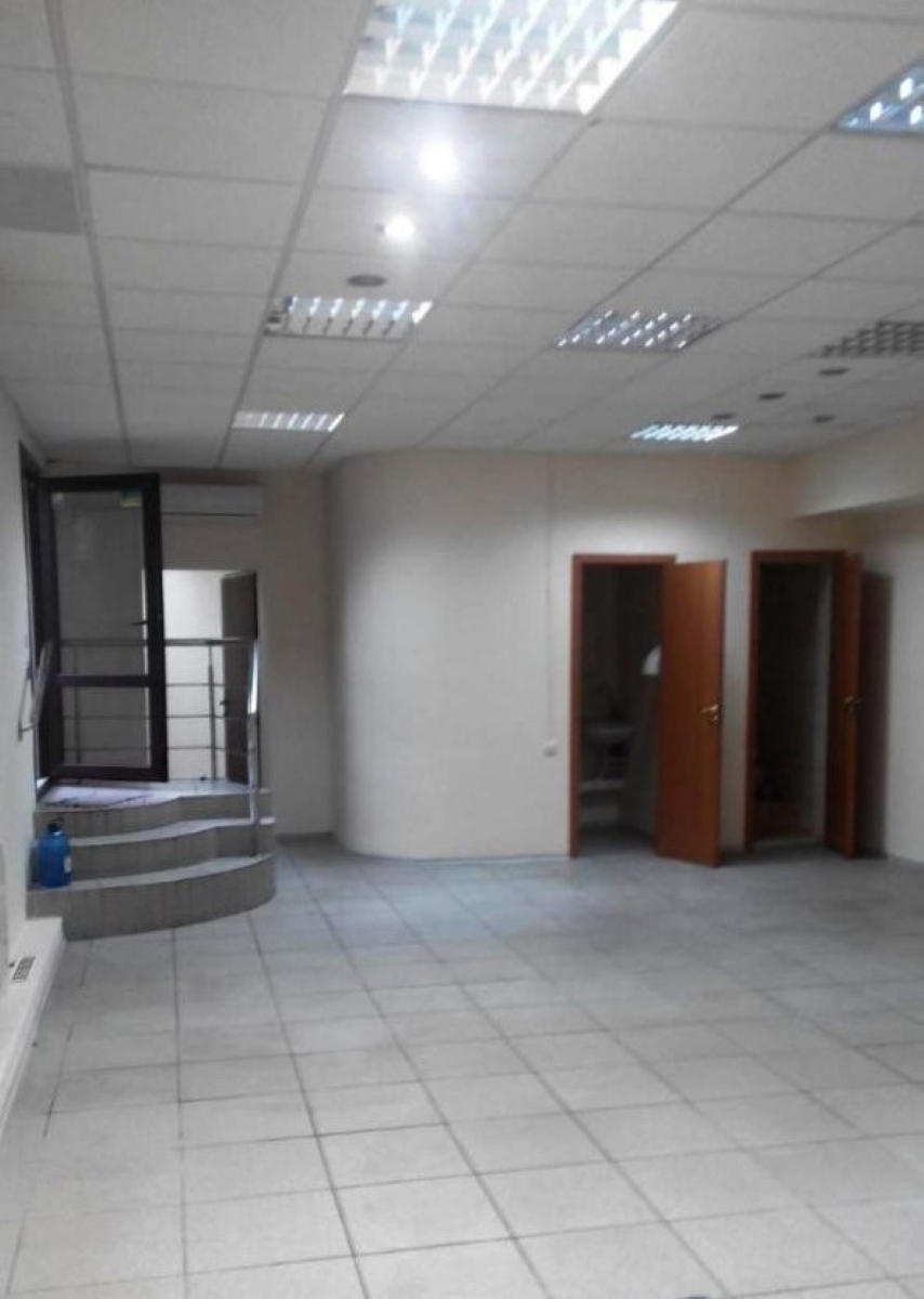 Продажа торгового помещения 58 м², Юрия Ильенко ул., 10