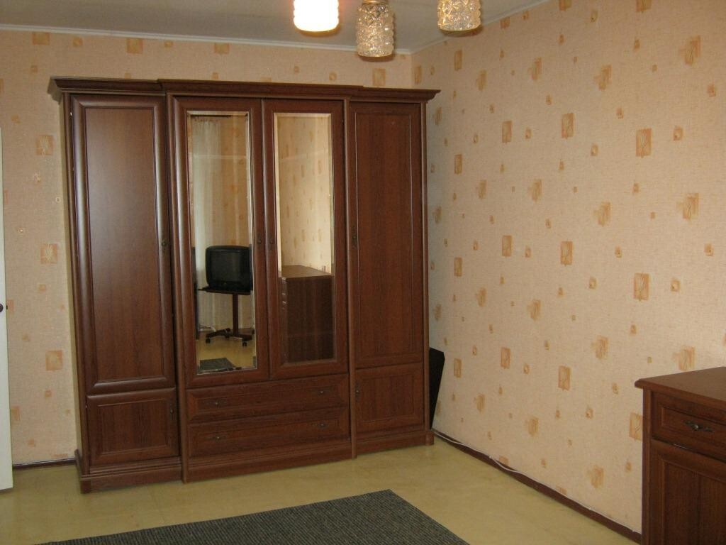 Аренда 1-комнатной квартиры 38 м², Тополь 3 ул., 48