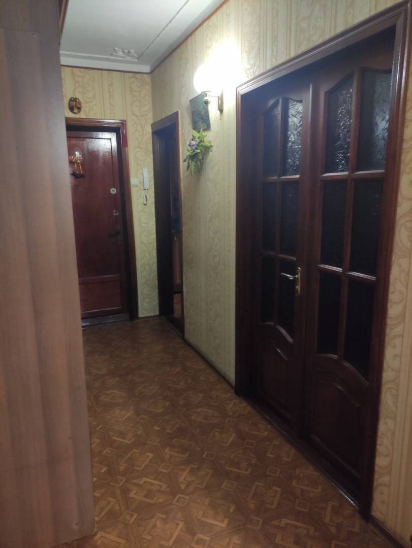 Продаж 3-кімнатної квартири 64 м², Академіка Корольова вул.
