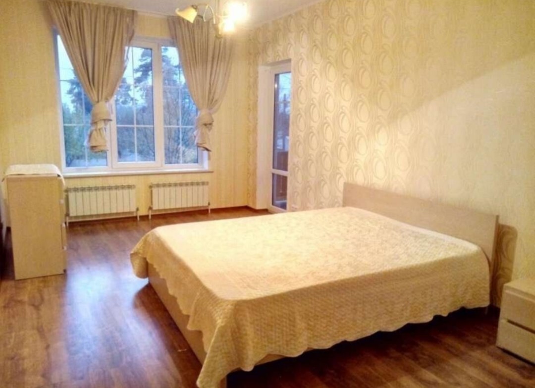 Оренда будинку 250 м², Марганецька вул.