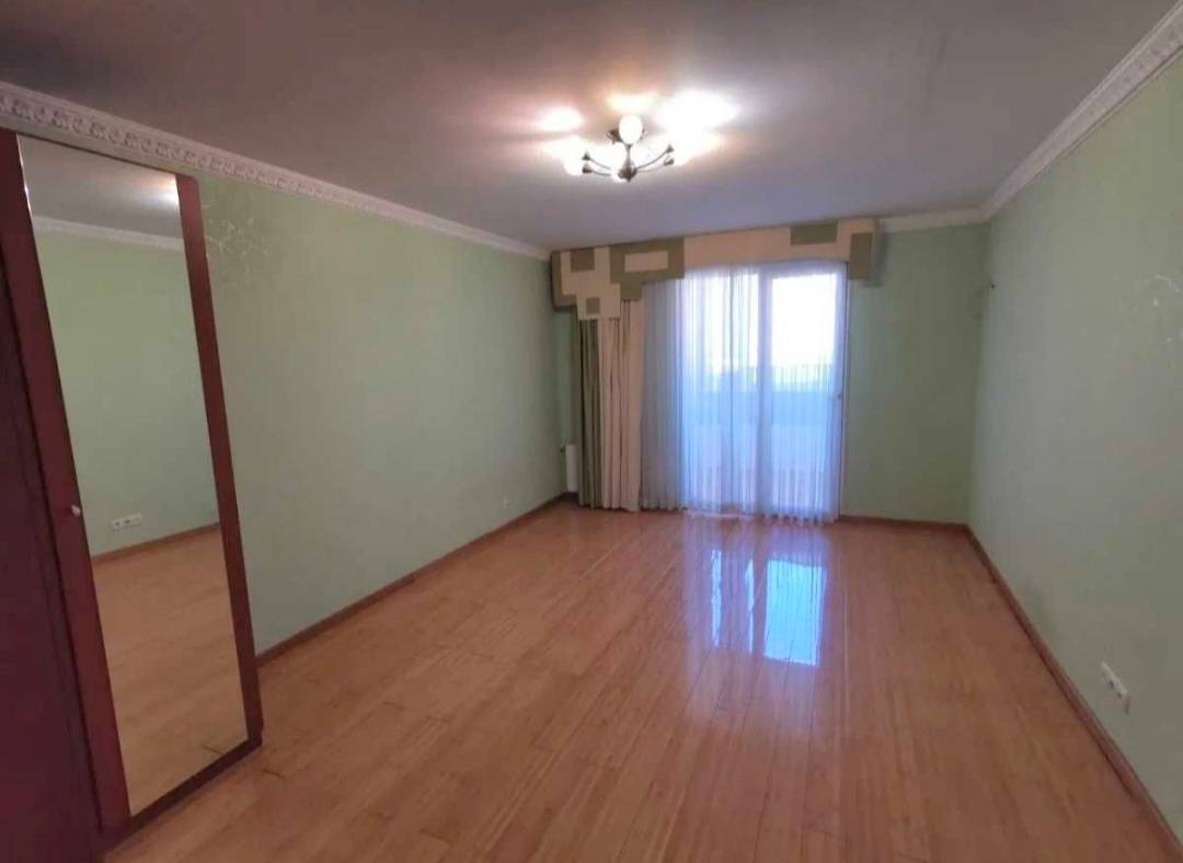 Продаж 3-кімнатної квартири 103 м², Маршала Говорова вул.