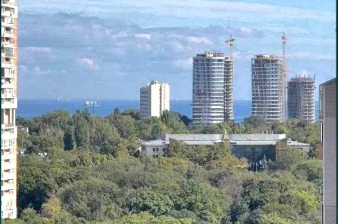 Продаж 3-кімнатної квартири 103 м², Маршала Говорова вул.