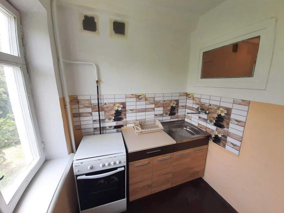 Продаж 1-кімнатної квартири 30 м², Анатолія Солов'яненко вул., 13