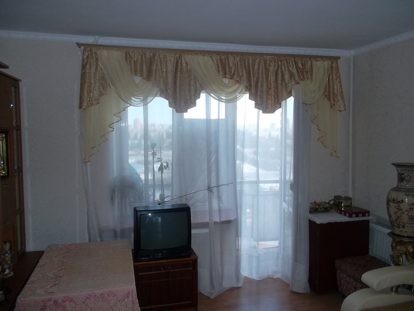 Продаж 1-кімнатної квартири 40 м², Кропивницкого вул.