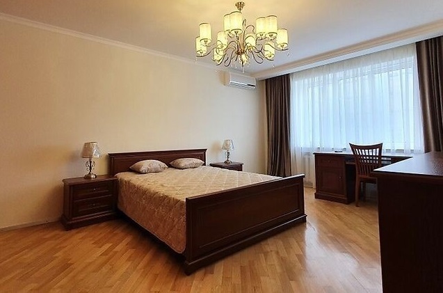 Аренда 4-комнатной квартиры 173 м², Литейная ул., 6