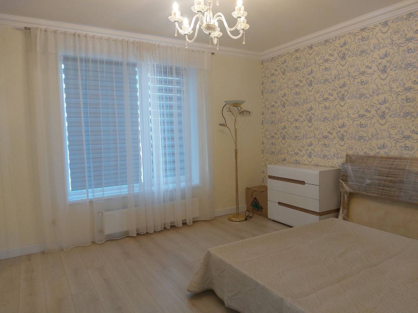 Продаж 2-кімнатної квартири 70 м², Чехова вул.