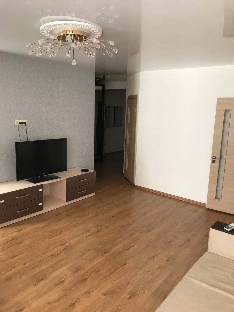 Аренда 2-комнатной квартиры 68 м², Александра Поля просп., 27