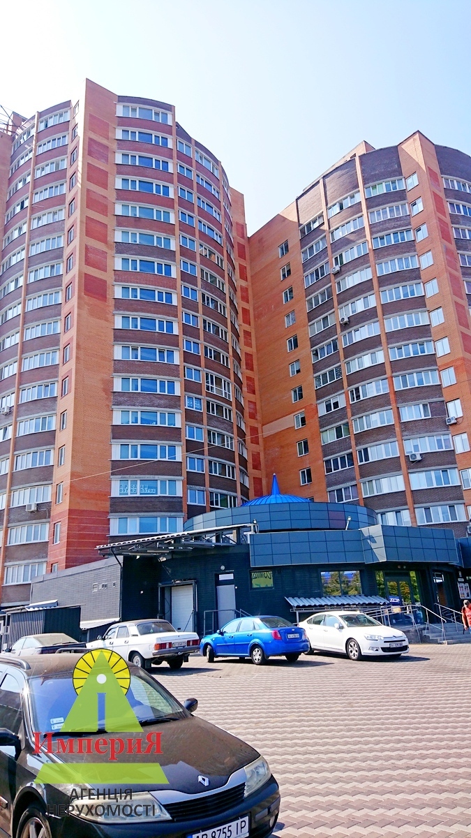Продажа торгового помещения 200 м², Леваневского ул.