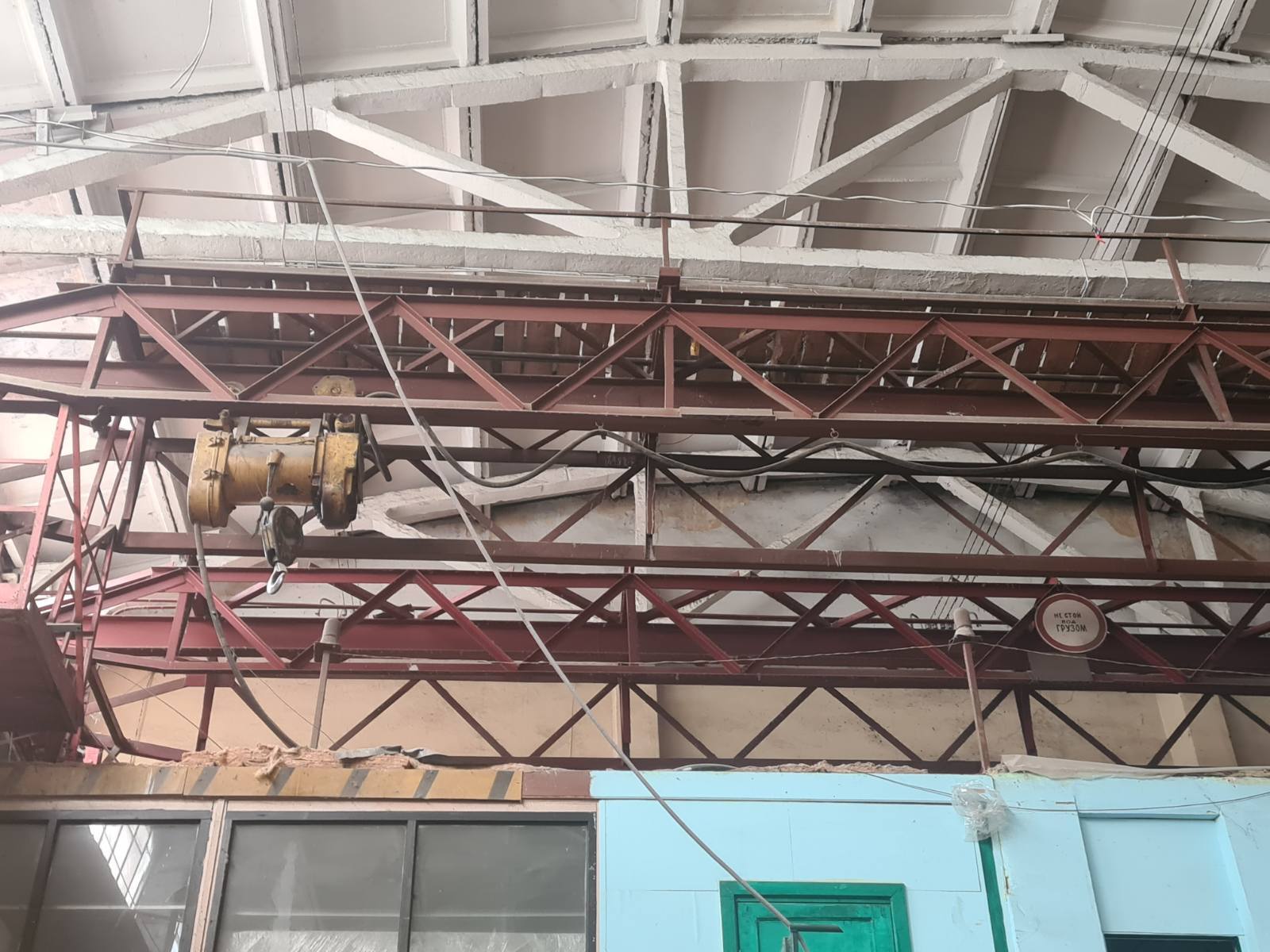Аренда помещения свободного назначения 1300 м², Комитетская ул.