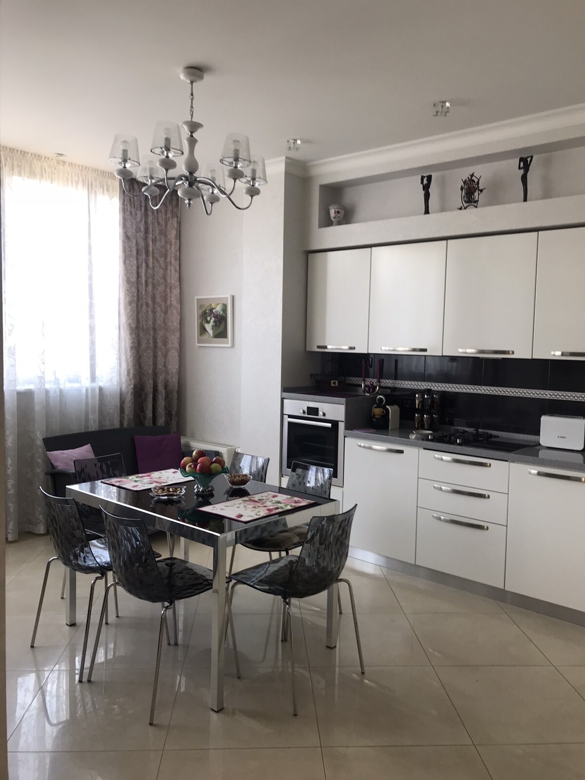 Продаж 1-кімнатної квартири 59 м², Армійська вул., 8Б