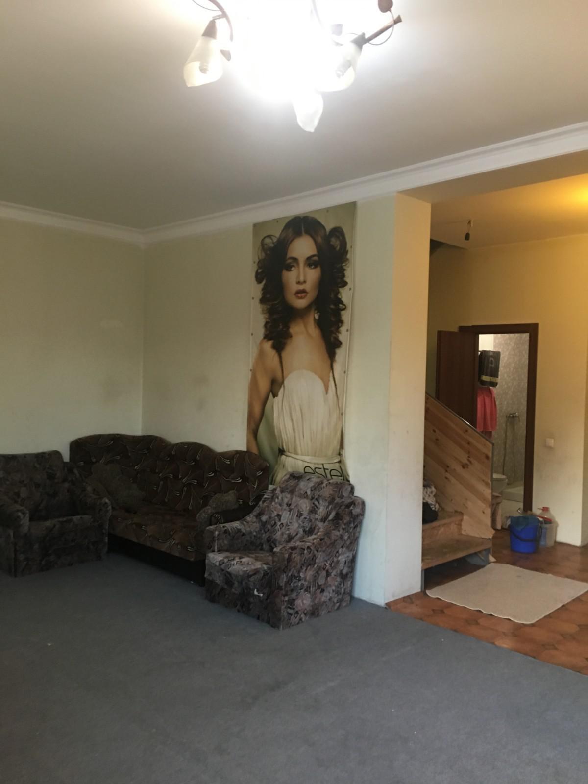 Оренда будинку 200 м², Осокорська вул.