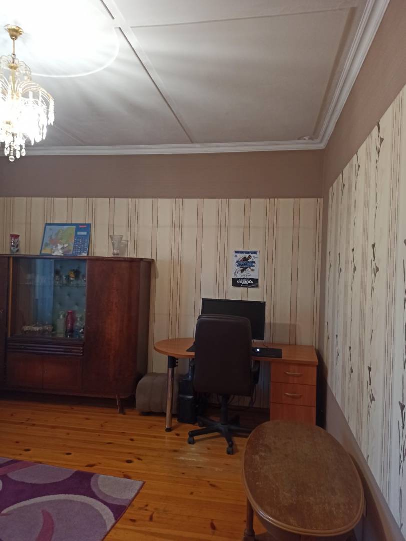 Продажа 3-комнатной квартиры 71 м², Школьный Аэродром ул.