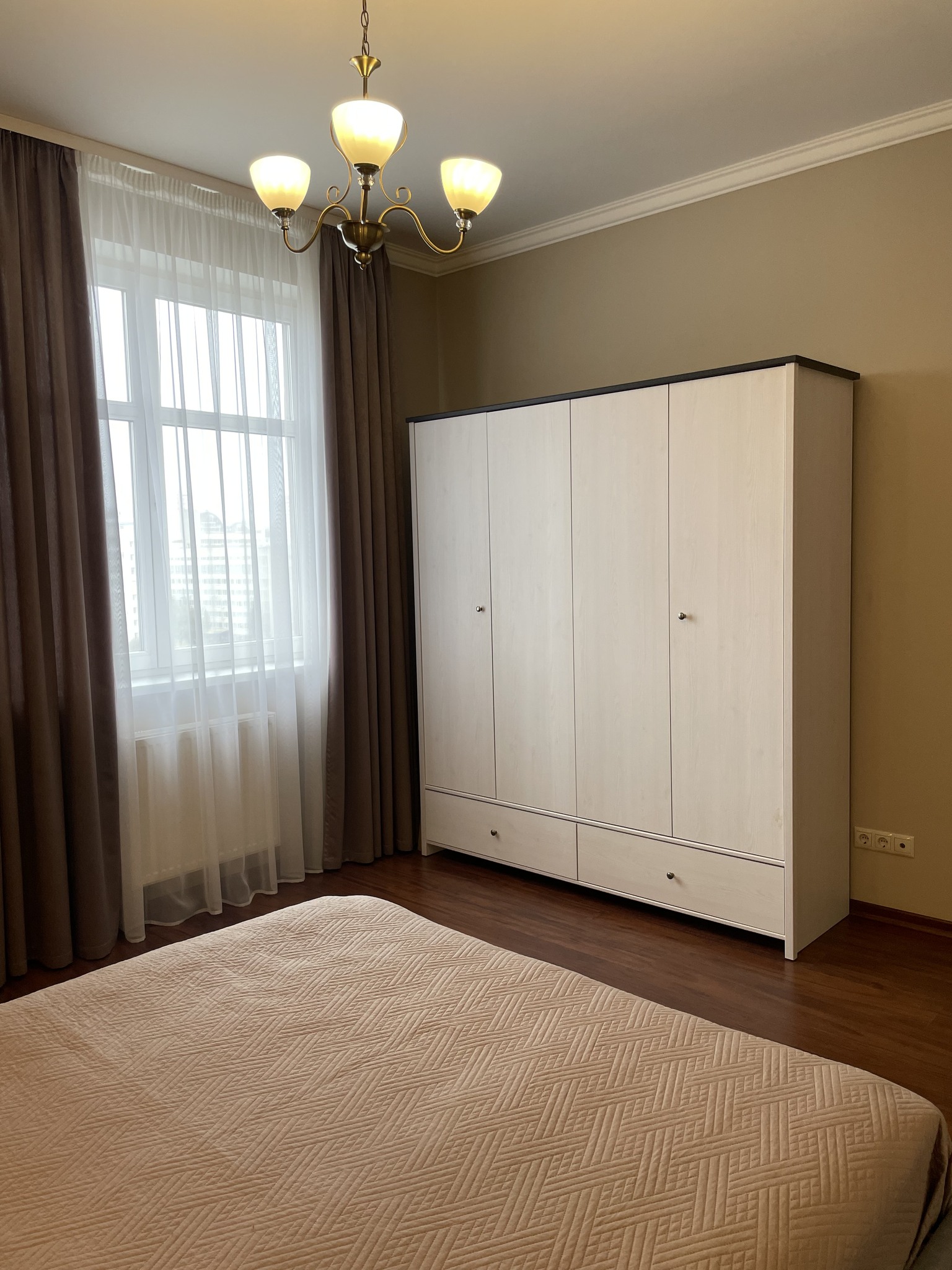 Аренда 3-комнатной квартиры 115 м², Евгения Коновальца ул., 32Б