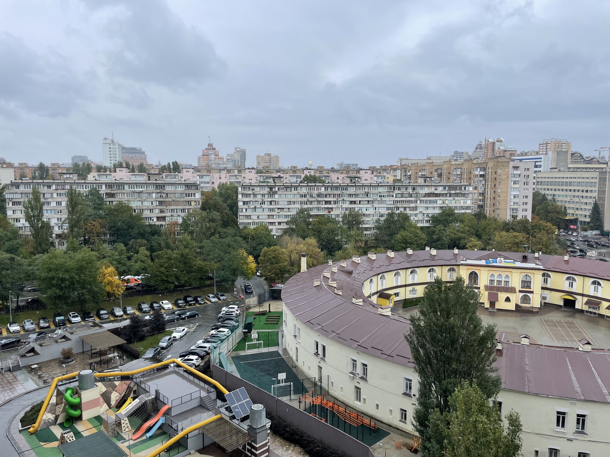 Аренда 3-комнатной квартиры 115 м², Евгения Коновальца ул., 32Б