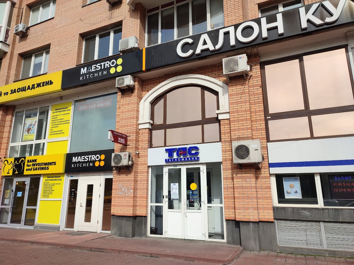 Оренда торговельного приміщення 200 м², Маршала Тимошенка вул., 21