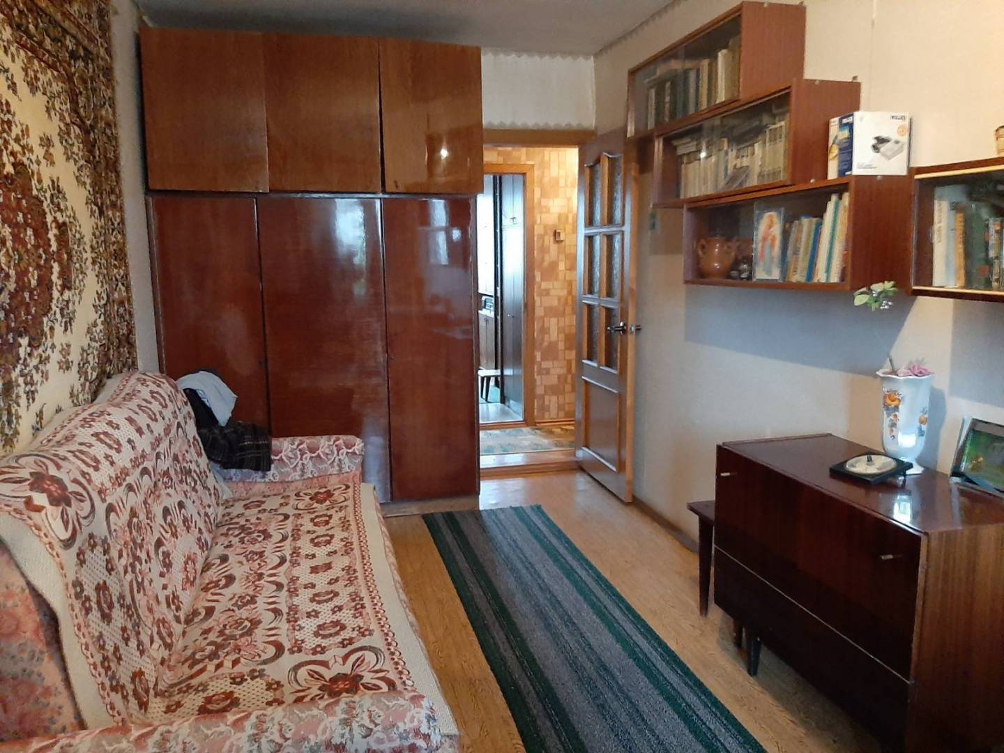 Продажа 3-комнатной квартиры 61.9 м², Добровольского просп.