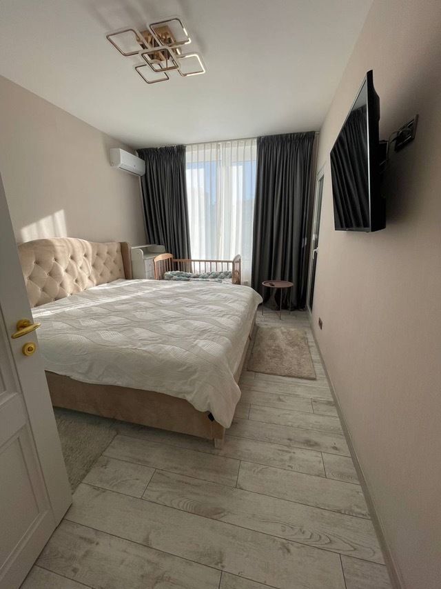 Аренда 1-комнатной квартиры 50 м², Днепровская наб., 20А
