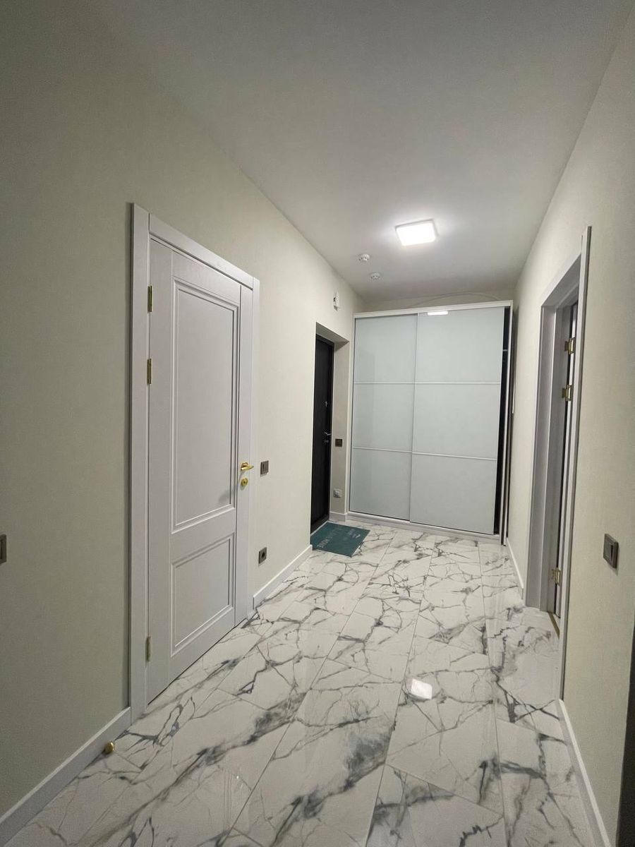 Аренда 1-комнатной квартиры 50 м², Днепровская наб., 20А