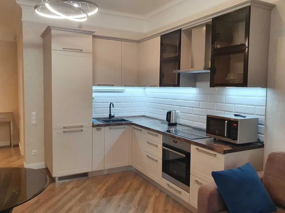 Аренда 1-комнатной квартиры 50 м², Саперное Поле ул., 12