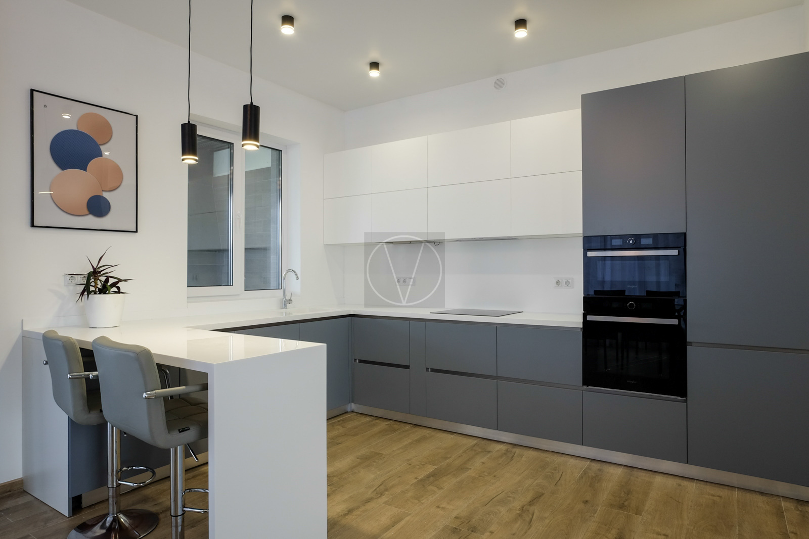Продаж будинку 182 м²
