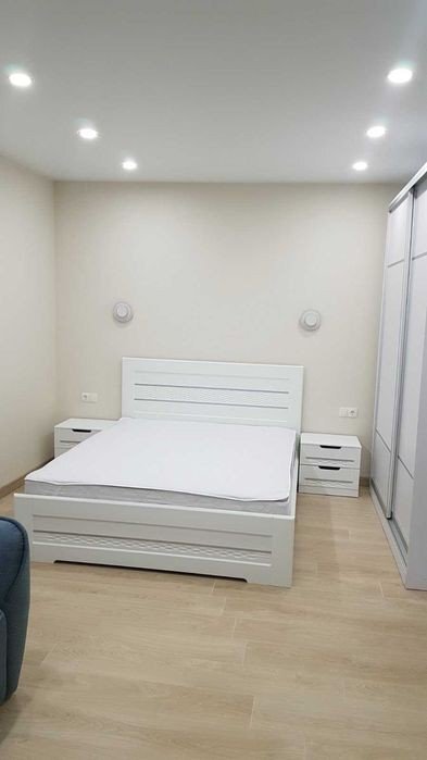 Оренда 1-кімнатної квартири 51 м², Центральна вул., 21