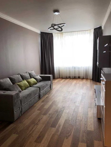 Аренда 3-комнатной квартиры 128 м², Евгения Коновальца ул., 34А