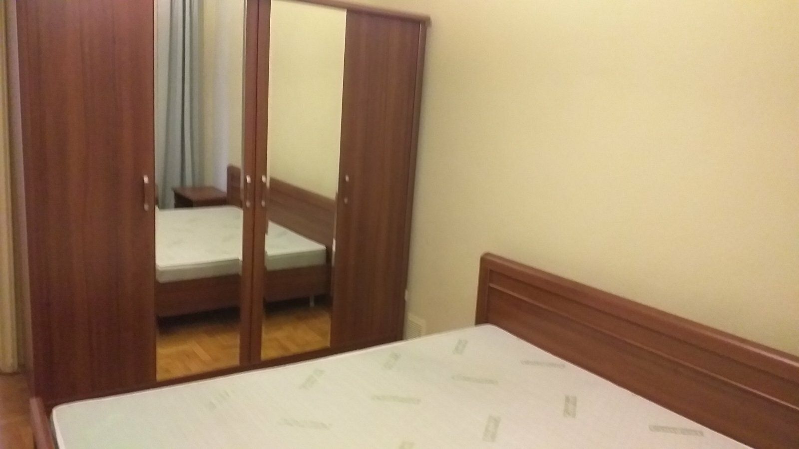 Оренда 2-кімнатної квартири 52 м², Предславинська вул., 47