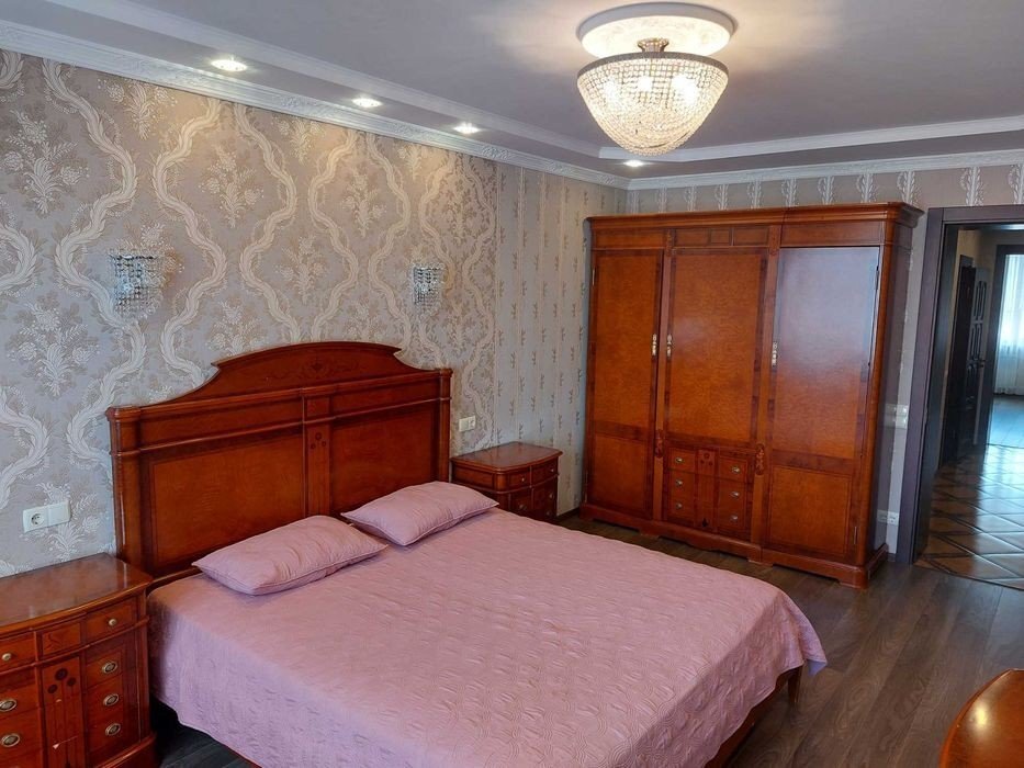 Аренда 3-комнатной квартиры 100 м², Ипсилантиевский пер., 5
