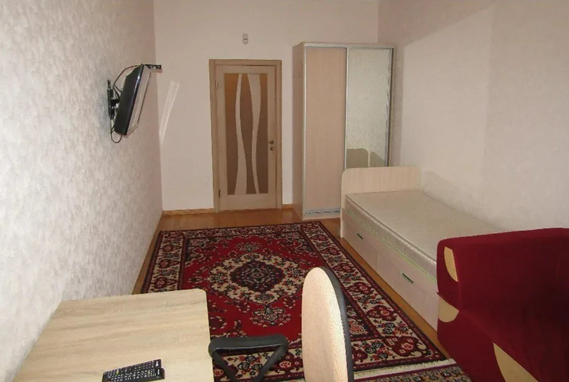 Аренда 3-комнатной квартиры 120 м², Евгения Коновальца ул., 32Г