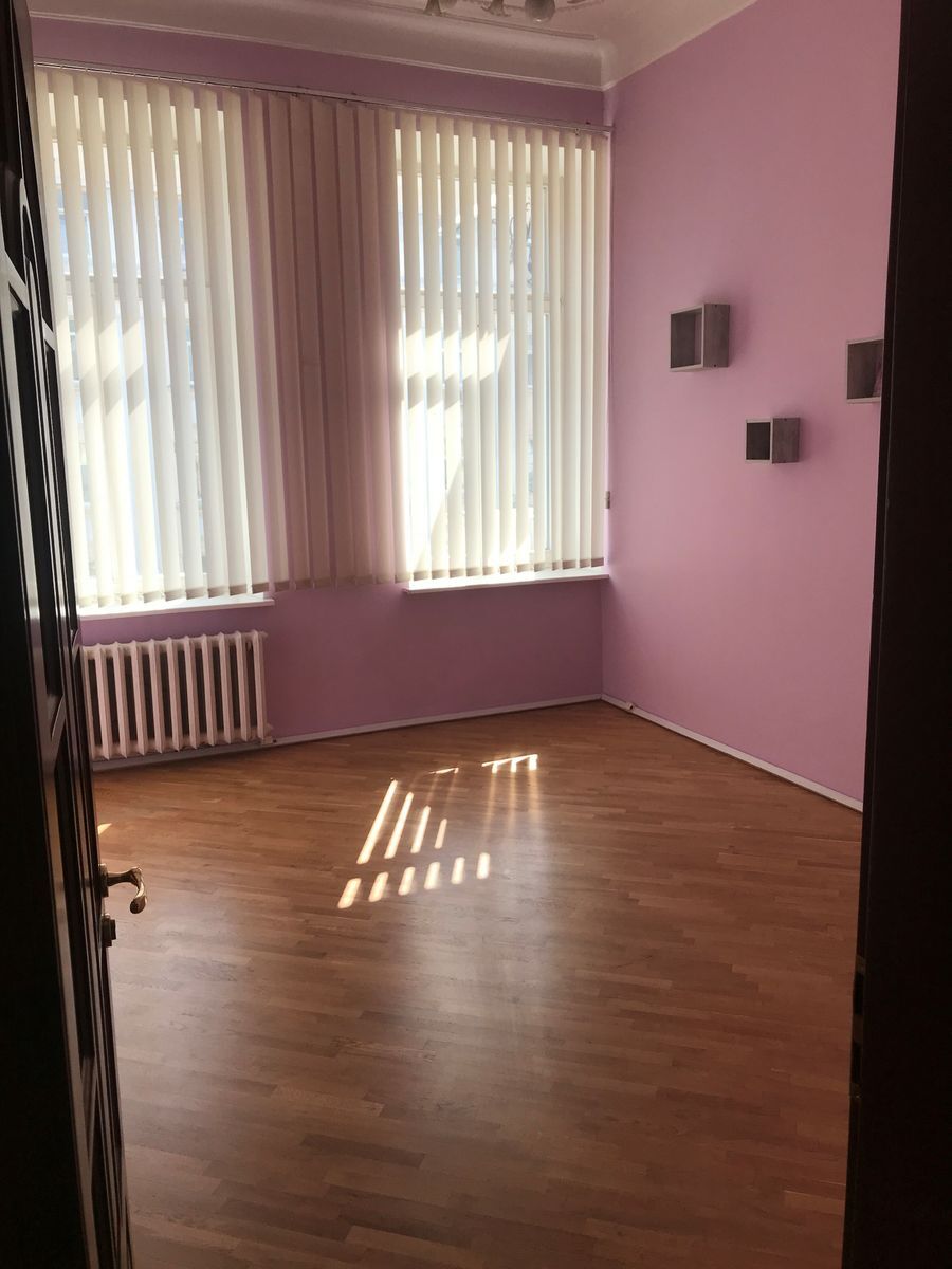 Оренда 3-кімнатної квартири 90 м², Лютеранська вул., 3