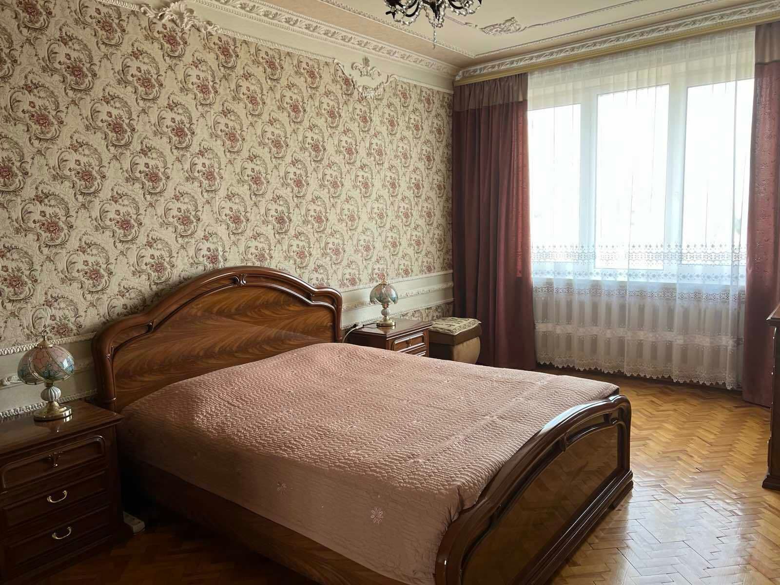 Аренда 3-комнатной квартиры 100 м², Леси Украинки бул., 21