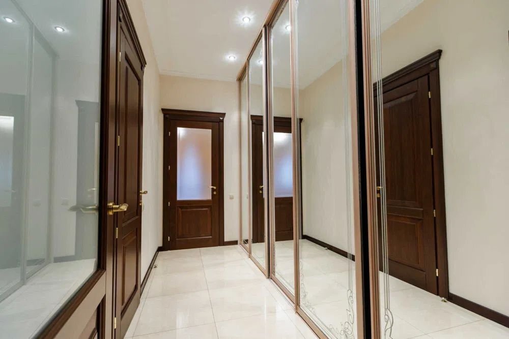 Оренда 5-кімнатної квартири 378 м², Протасів Яр вул., 8 К5