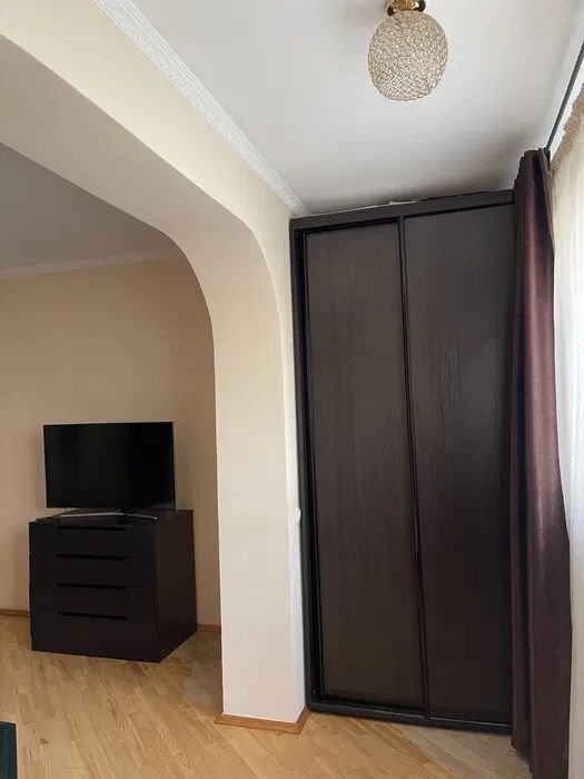 Аренда 2-комнатной квартиры 100 м², Урловская ул., 5