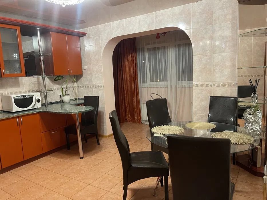 Аренда 2-комнатной квартиры 100 м², Урловская ул., 5