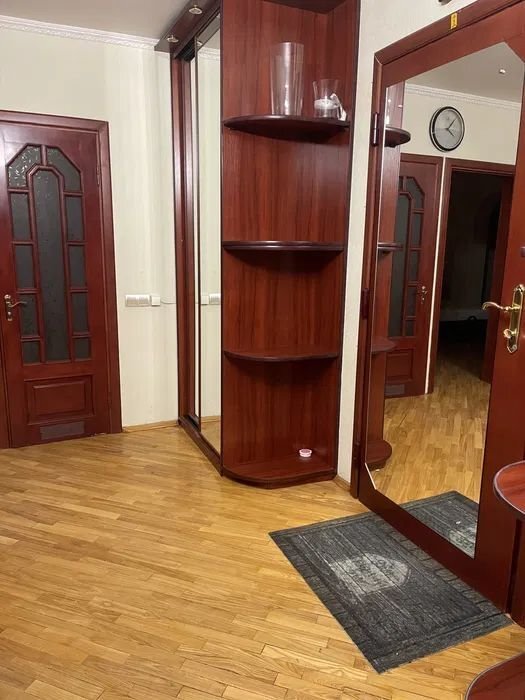Аренда 2-комнатной квартиры 100 м², Урловская ул., 5
