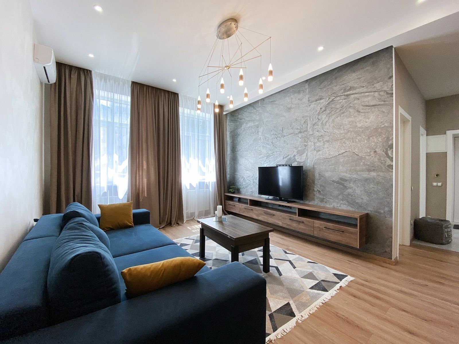 Аренда 3-комнатной квартиры 75 м², Пирогова ул., 2