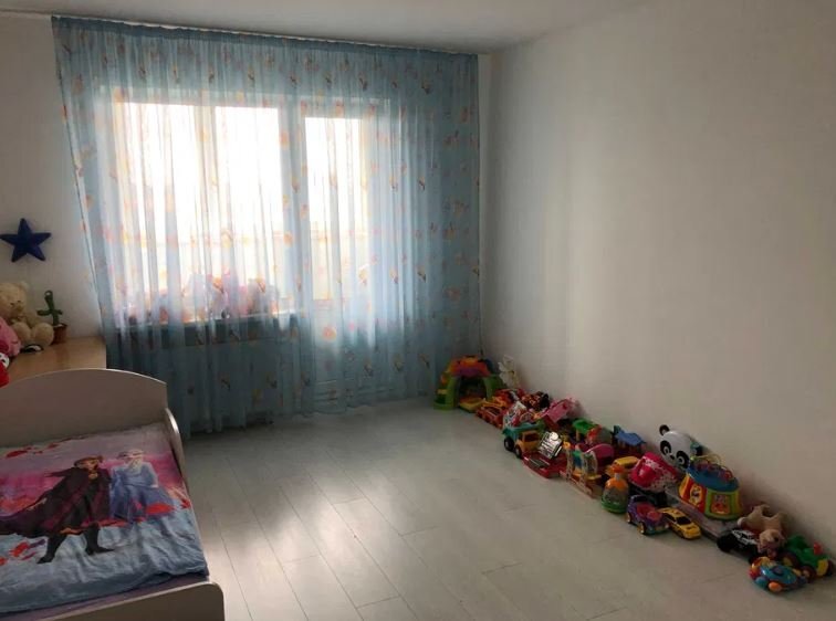 Аренда 2-комнатной квартиры 98.1 м², Здолбуновская ул., 13