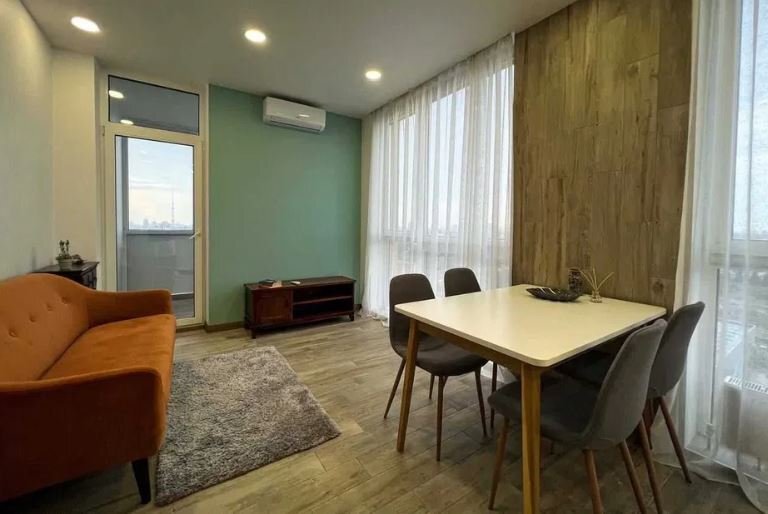 Аренда 1-комнатной квартиры 45 м², Салютная ул., 2