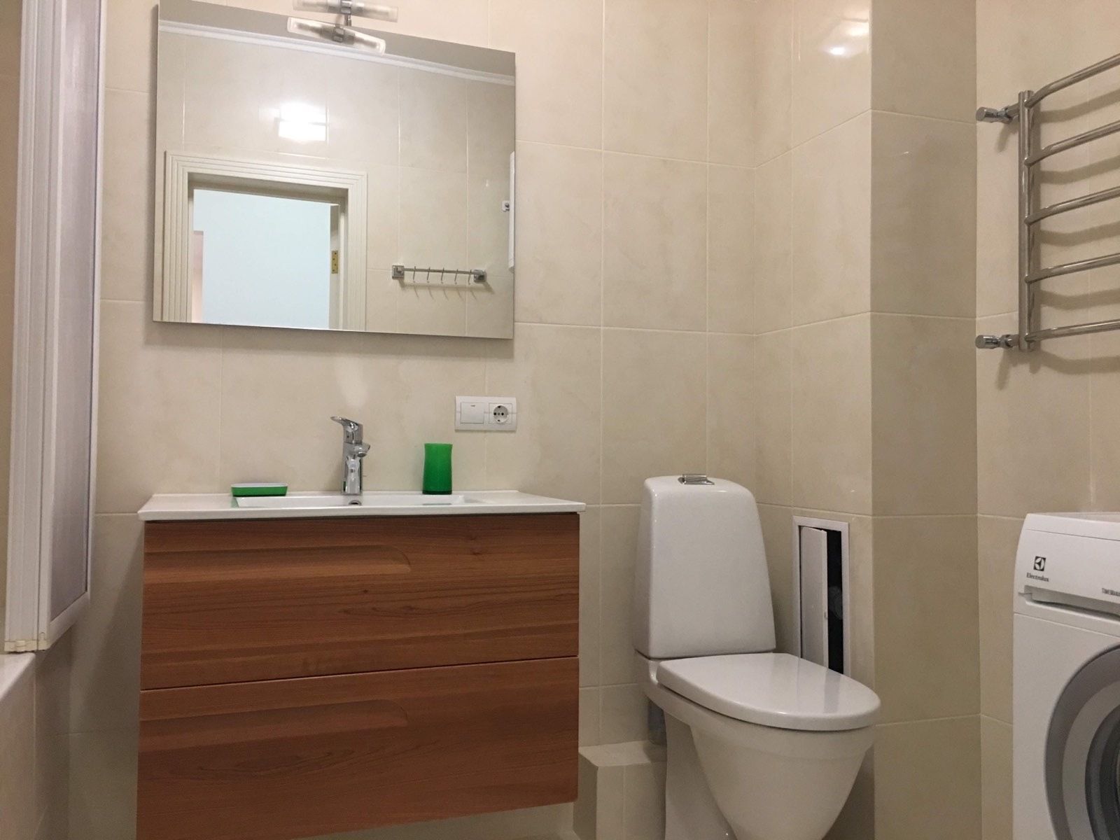 Оренда 3-кімнатної квартири 115 м², Полтавська вул., 10